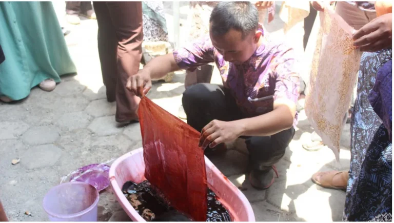 Kesimpulan Peran Agribisnis dalam Pengembangan Tanaman Bahan Pewarna Alami