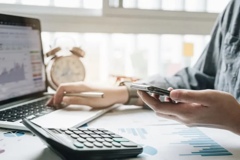 Manajemen Keuangan dan Analisis Bisnis
